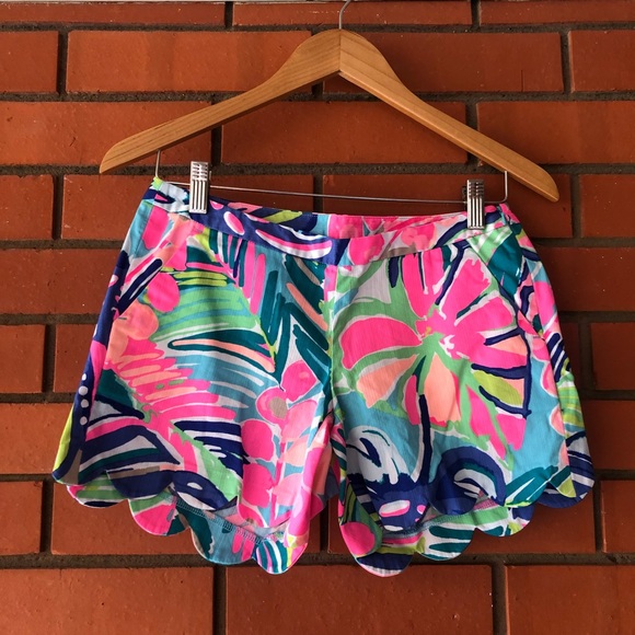LILY PULITZER Women's 5" Shorts Scalloped Size 00 - Picture 1 of 4